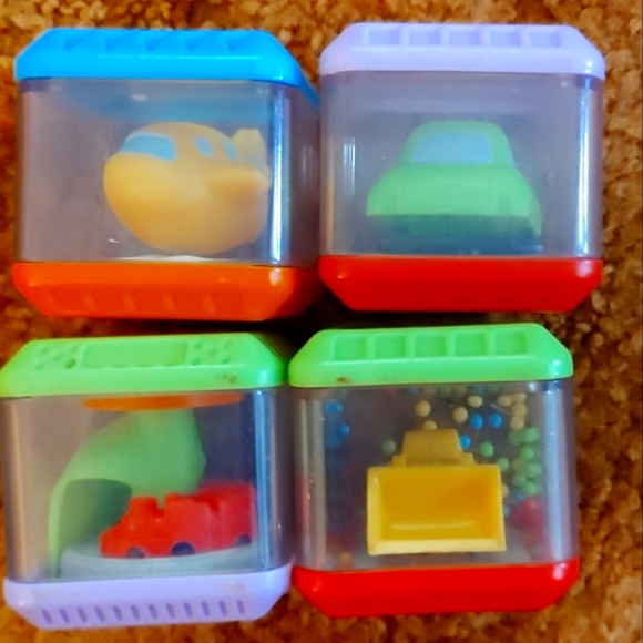 Vehicle theme peek a boo blocks - Picture 1 of 1